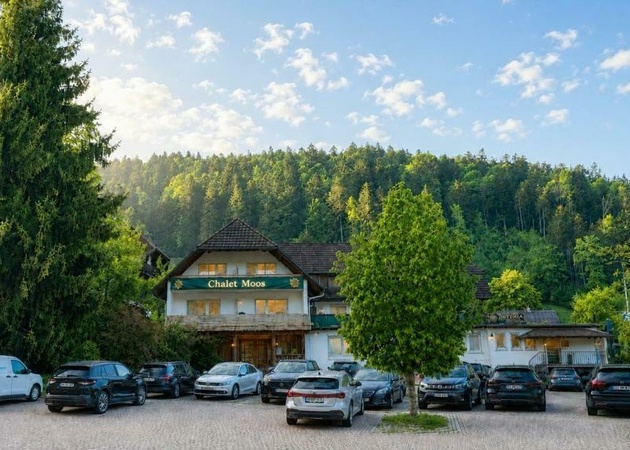 Chalet Moos